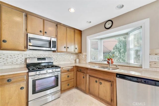 5816 E Paseo Balboa, Anaheim, CA 92807