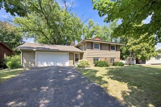 2370 Pleasant View Drive, New Brighton, MN 55112