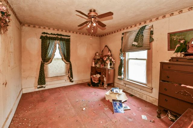 354 Grier Branch Road, Strafford, MO 65757