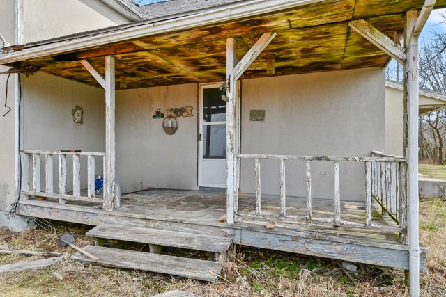 354 Grier Branch Road, Strafford, MO 65757