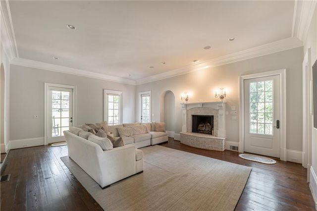 6110 Carington Way, Cumming, GA 30040