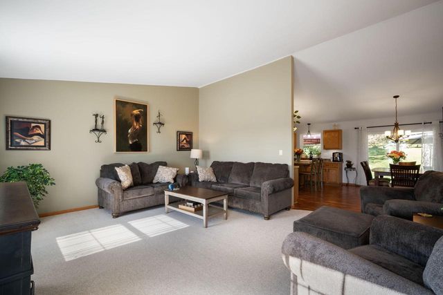2308 Linda COURT, Waukesha, WI 53188
