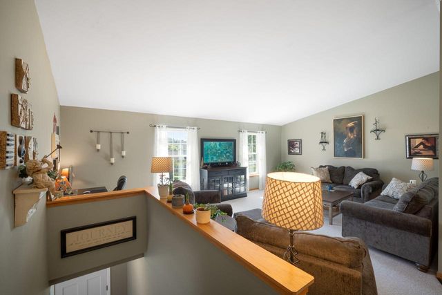 2308 Linda COURT, Waukesha, WI 53188