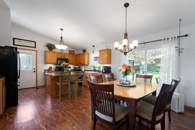 2308 Linda COURT, Waukesha, WI 53188