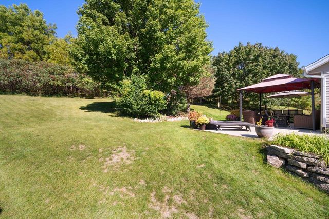 2308 Linda COURT, Waukesha, WI 53188