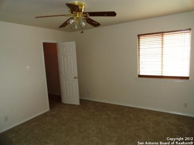13506 TOPAZ LK, Helotes, TX 78023