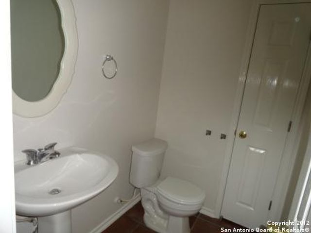 13506 TOPAZ LK, Helotes, TX 78023