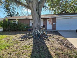 4706 LANSING STREET NE, St Petersburg, FL 33703