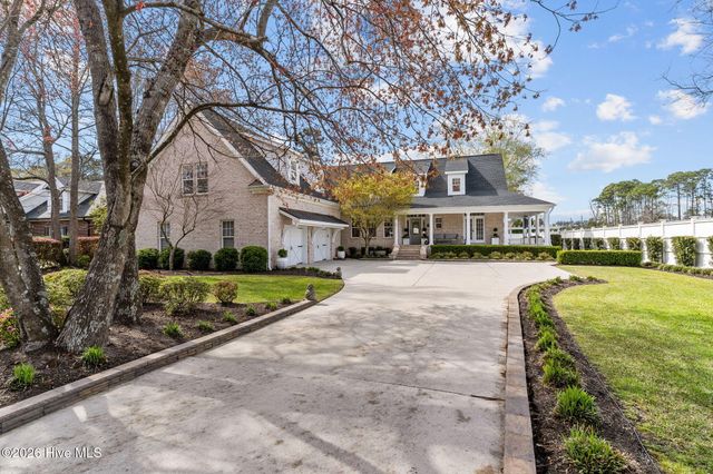 100 King Arthur Drive, Wilmington, NC 28403