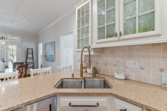 100 King Arthur Drive, Wilmington, NC 28403