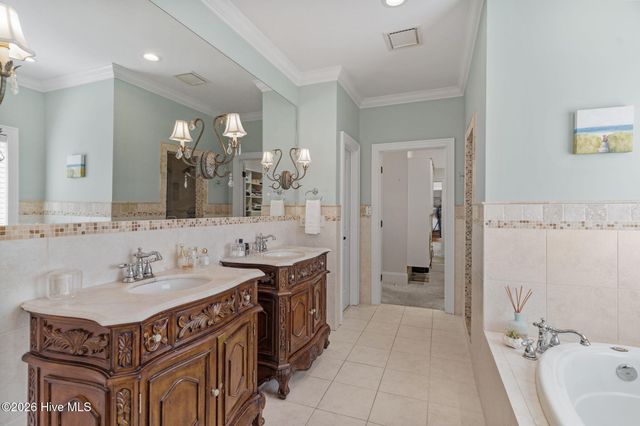 100 King Arthur Drive, Wilmington, NC 28403