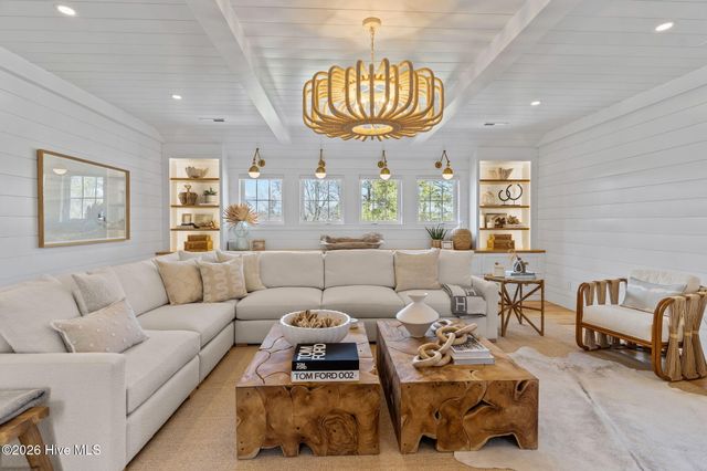 100 King Arthur Drive, Wilmington, NC 28403