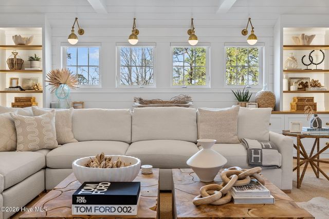 100 King Arthur Drive, Wilmington, NC 28403