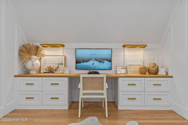 100 King Arthur Drive, Wilmington, NC 28403