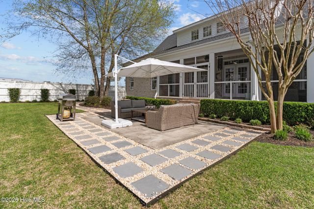 100 King Arthur Drive, Wilmington, NC 28403