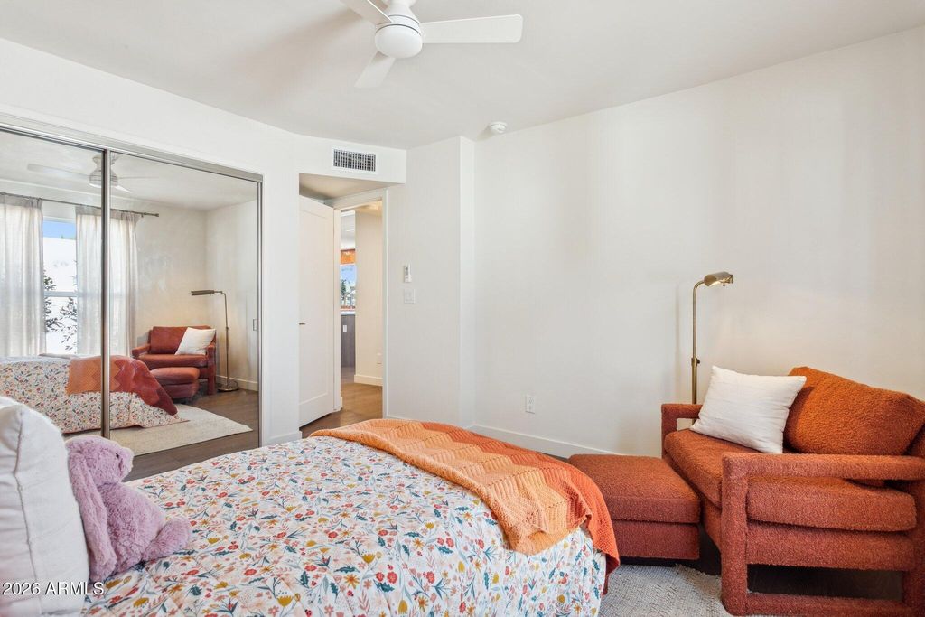 Image 36 of property listing at 11049 N 44TH Street, Phoenix, AZ 85028