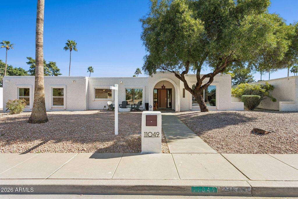 Image 56 of property listing at 11049 N 44TH Street, Phoenix, AZ 85028