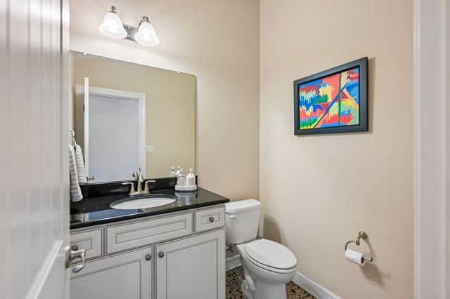 213 Lake Como DR, Lakeway, TX 78734