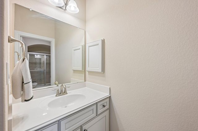 213 Lake Como DR, Lakeway, TX 78734