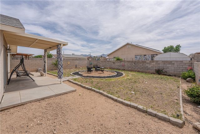 2724 Chambers Avenue, Kingman, AZ 86401