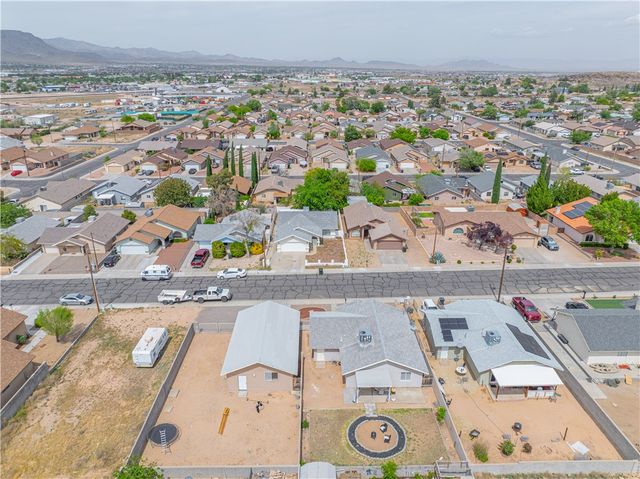 2724 Chambers Avenue, Kingman, AZ 86401