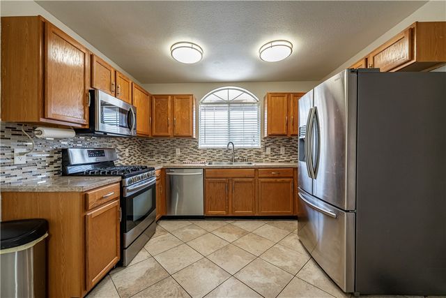 2724 Chambers Avenue, Kingman, AZ 86401