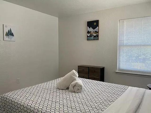 2502 Tracy CV, Leander, TX 78641