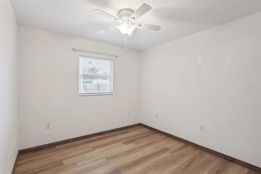 Image 14 of property listing at 35025 RAINTREE DRIVE, Fruitland Park, FL 34731