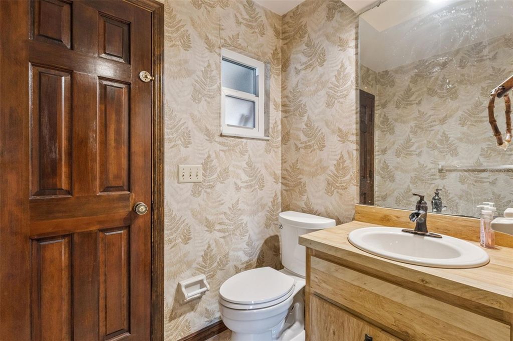 Image 18 of property listing at 35025 RAINTREE DRIVE, Fruitland Park, FL 34731