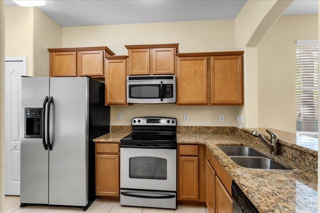 1160 TWIN TREES LANE, Sanford, FL 32771