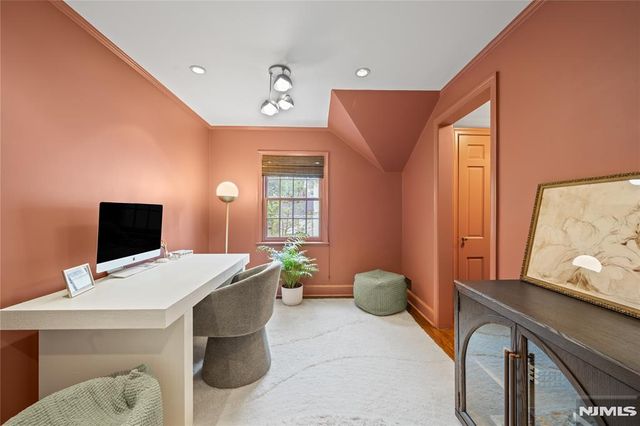 215 Upper Mountain, Montclair, NJ 07042