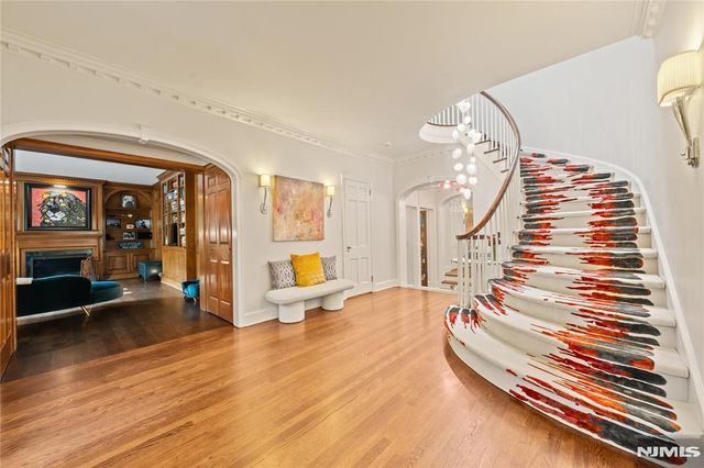 215 Upper Mountain, Montclair, NJ 07042