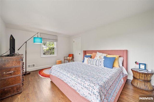 215 Upper Mountain, Montclair, NJ 07042