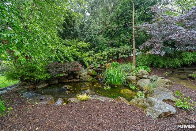 215 Upper Mountain, Montclair, NJ 07042