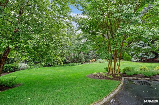 215 Upper Mountain, Montclair, NJ 07042