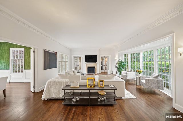 215 Upper Mountain, Montclair, NJ 07042