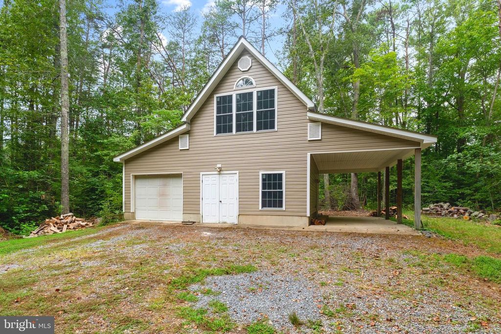 6106 HAMS FORD RD, Spotsylvania, VA 22551