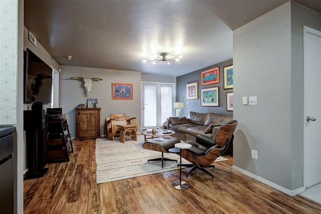 901 NW 7th Street 106, Oklahoma City, OK 73106