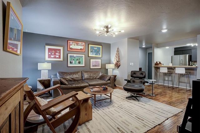 901 NW 7th Street 106, Oklahoma City, OK 73106