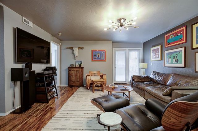 901 NW 7th Street 106, Oklahoma City, OK 73106