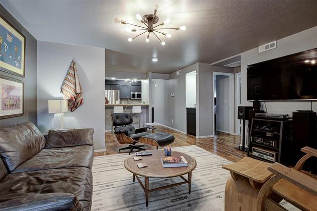 901 NW 7th Street 106, Oklahoma City, OK 73106