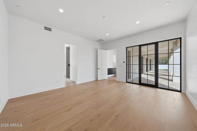 8355 E SAN RAMON Drive, Scottsdale, AZ 85258