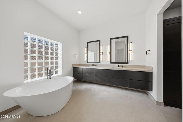 8355 E SAN RAMON Drive, Scottsdale, AZ 85258