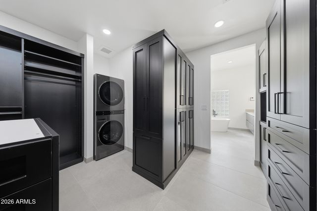 8355 E SAN RAMON Drive, Scottsdale, AZ 85258