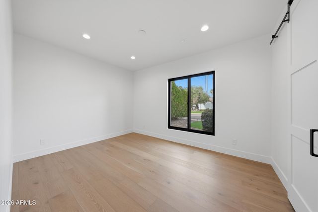 8355 E SAN RAMON Drive, Scottsdale, AZ 85258