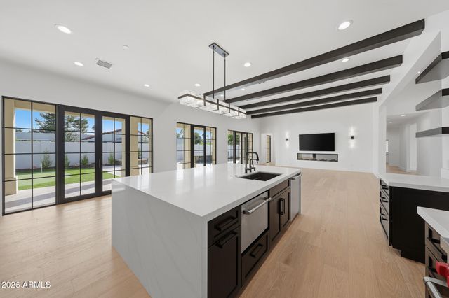 8355 E SAN RAMON Drive, Scottsdale, AZ 85258