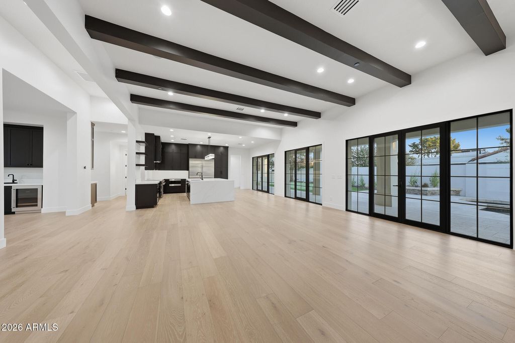 Image 14 of property listing at 8355 E SAN RAMON Drive, Scottsdale, AZ 85258