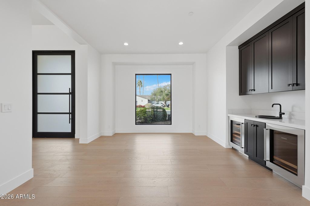 Image 17 of property listing at 8355 E SAN RAMON Drive, Scottsdale, AZ 85258