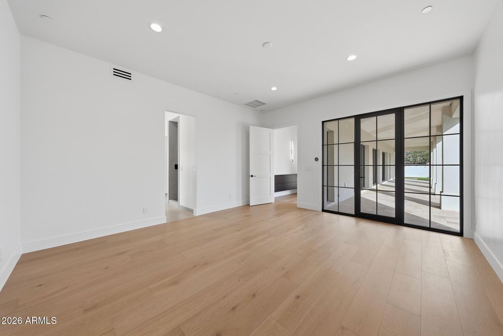 Image 19 of property listing at 8355 E SAN RAMON Drive, Scottsdale, AZ 85258