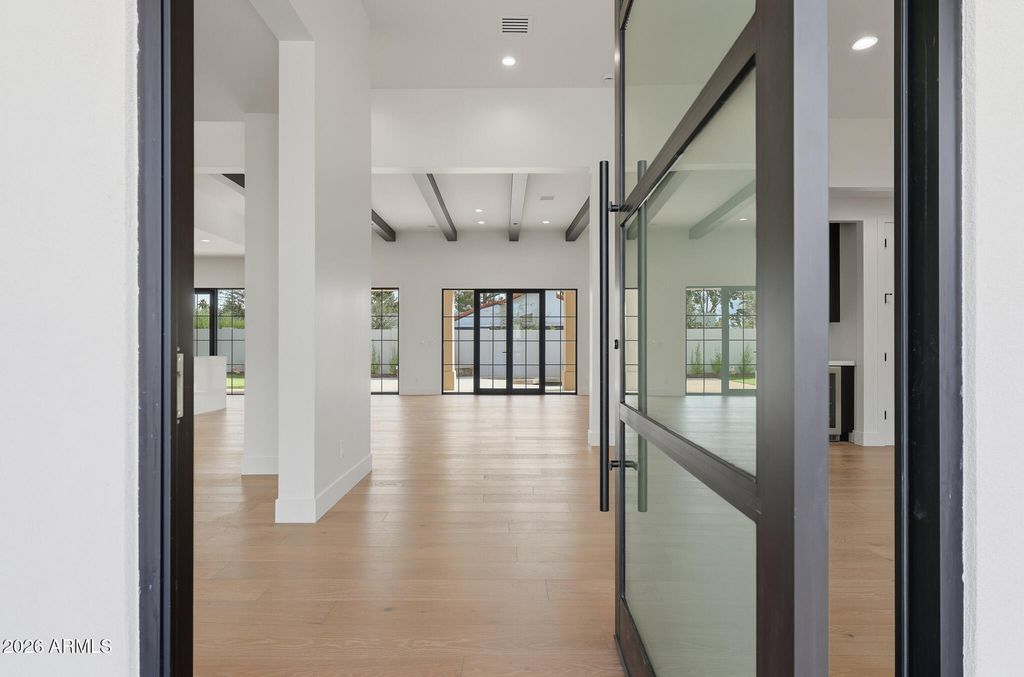 Image 6 of property listing at 8355 E SAN RAMON Drive, Scottsdale, AZ 85258